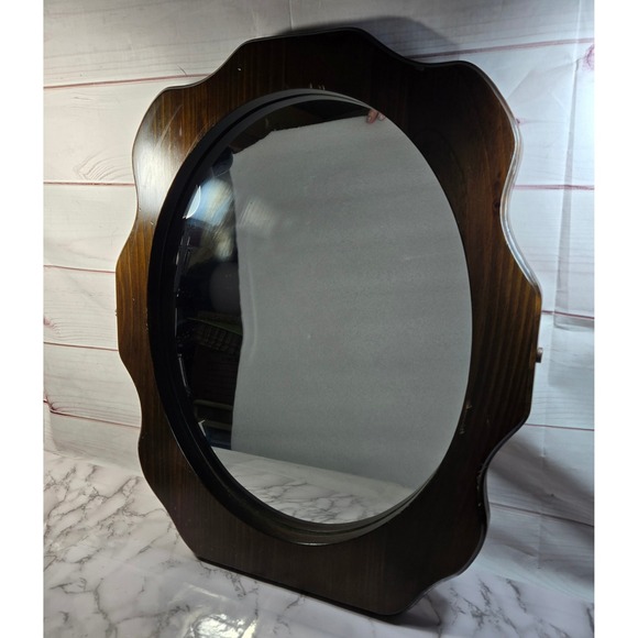 Dark Wood Oval Wall Mirror with Scalloped Edge Vintage - Picture 1 of 13
